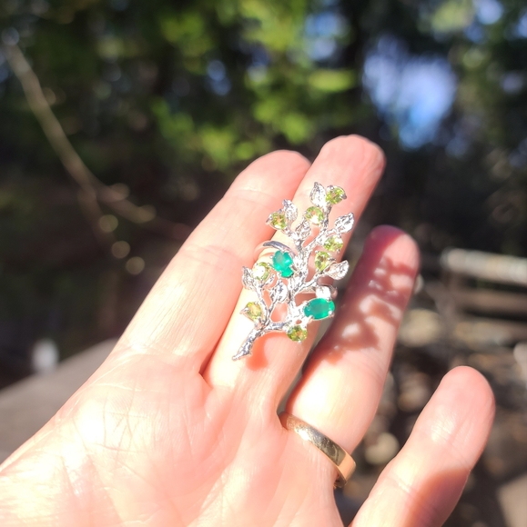 Peridot & Green Onyx sterling floral finger cuff sz6.5 - Picture 6 of 11